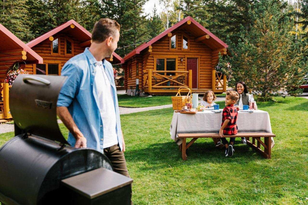 Miette Mountain Cabins Джаспър Екстериор снимка