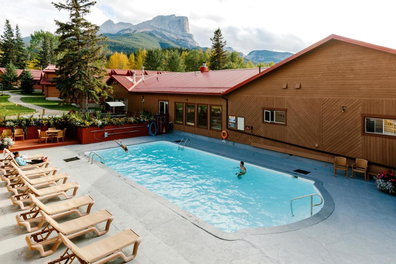 Miette Mountain Cabins Джаспър Екстериор снимка